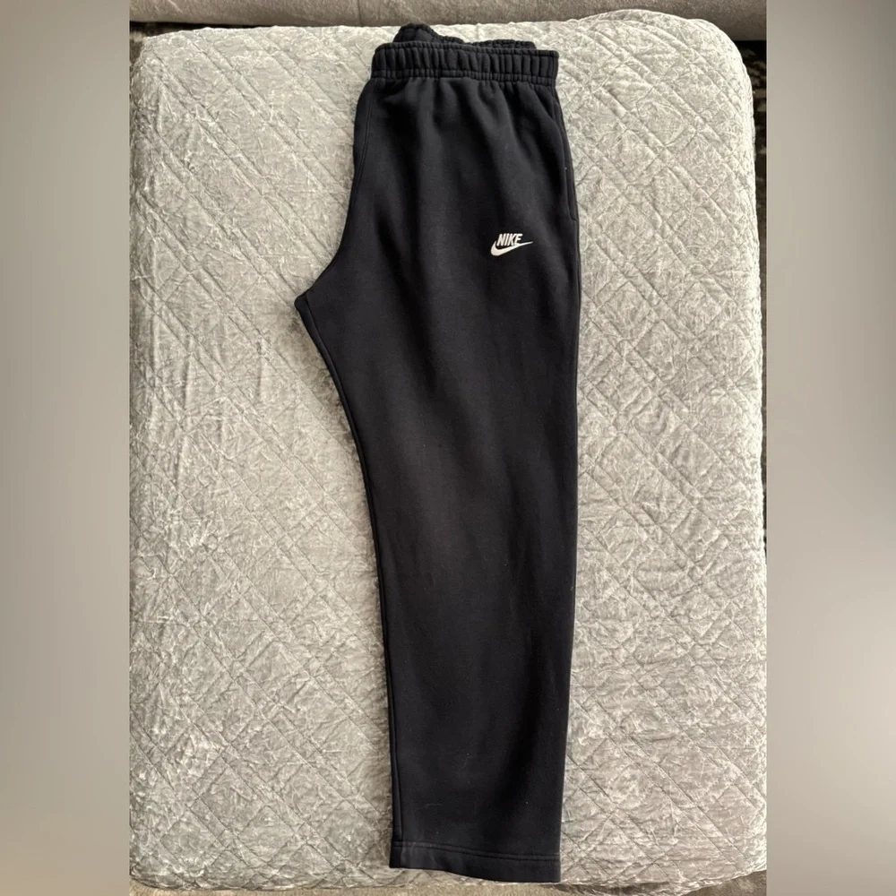 Nike Men's Charcoal Joggers - Picture 3 of 7